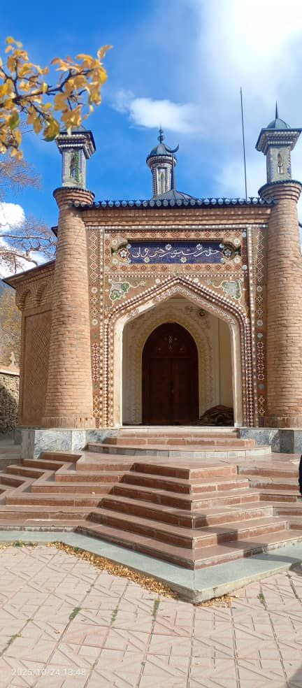 Азнавбақайдгирии ёдгориҳои таърихию фарҳангӣ дар ноҳияҳои тобеи марказ аз тарафи кормандони Агентӣ