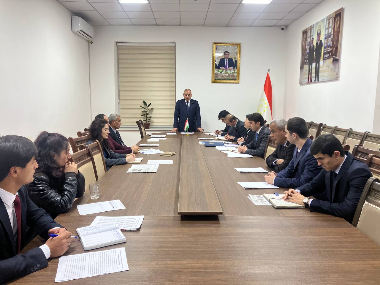 ҲИЗБИ ХАЛҚИИ ДЕМОКРАТИИ ТОҶИКИСТОН-ҲИЗБИ СОЗАНДАВУ БУНЁДКОР