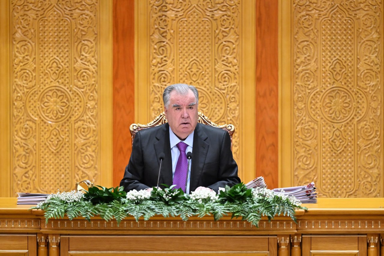 Маҷлиси васеи Ҳукумати Ҷумҳурии Тоҷикистон ба кори худ оғоз кард