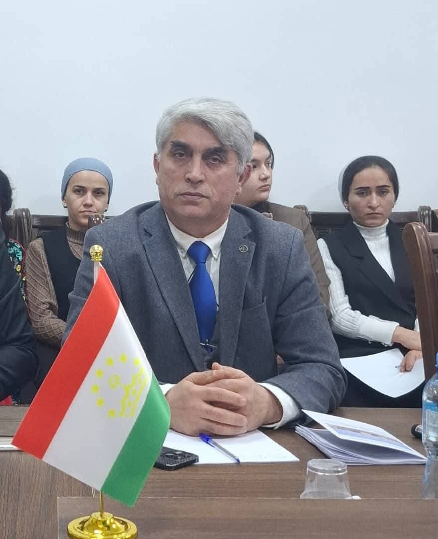 Суханронии мудири шӯъбаи таърихи илм ва техникаи Институти таърих, бостоншиносӣ ва мардумшиносии ба номи Аҳмади Дониши Академияи миллии илмҳои Тоҷикистон, номзади илмҳои таърих Шарифзода А.Қ. дар мавзуи  “Ҷойгоҳ ва нақши таърихии Хатлон дар континуитети давлатдорӣ ва рушди фарҳанги халқи тоҷик”.