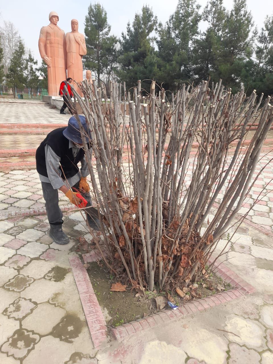 ТОЗАВУ ОЗОДА НАМУДАНИ АТРОФИ ЁДГОРИҲОИ ТАЪРИХӢ