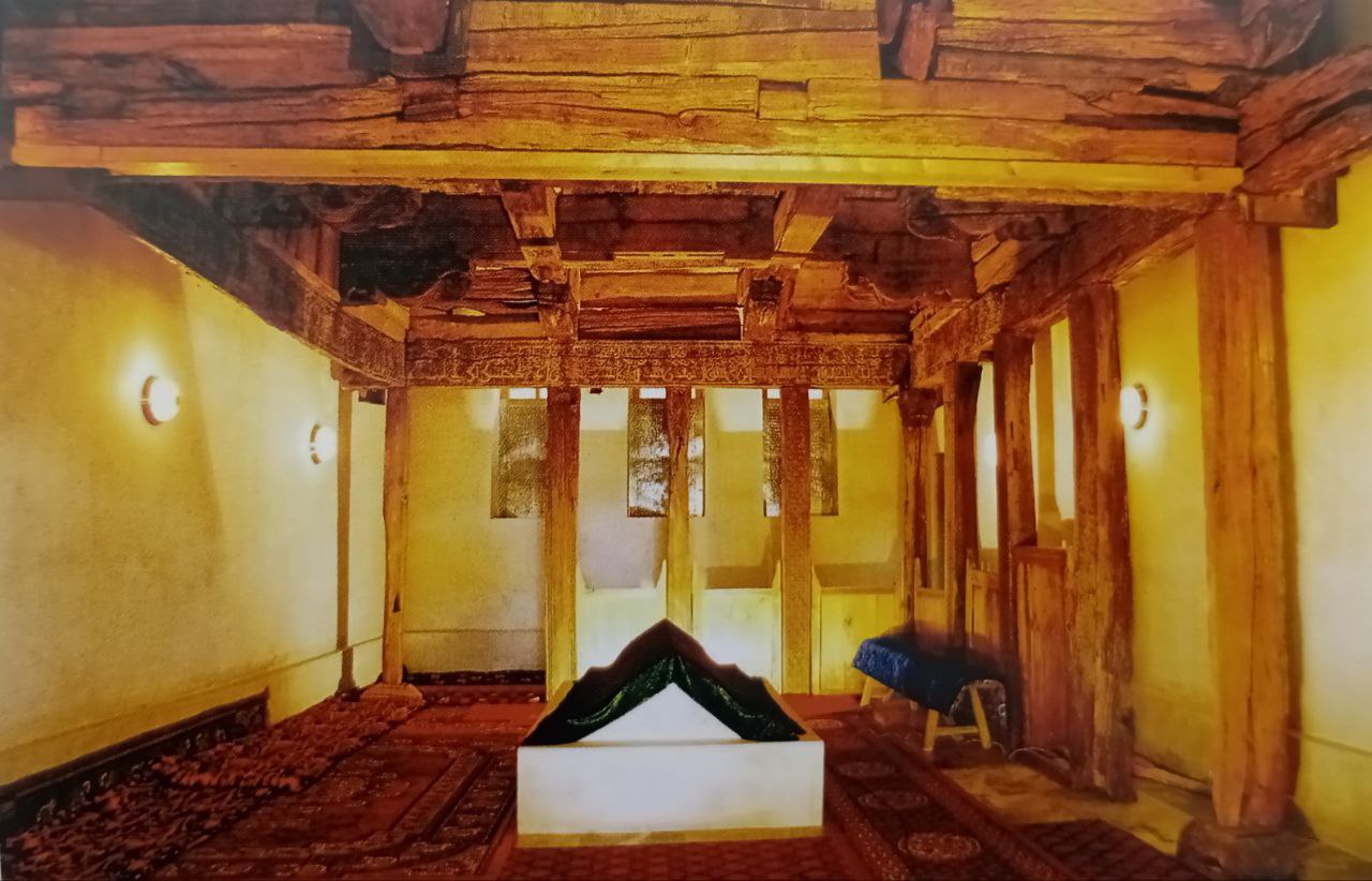 МАҶМААИ МЕЪМОРИИ ҲАЗРАТИ ШОҲ