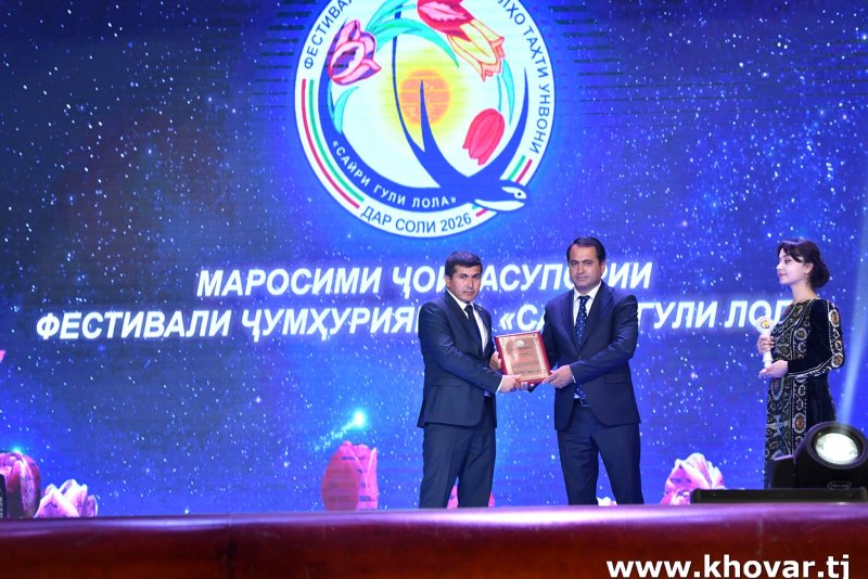 Ғолиби Фестивали «Сайри гули лола» Сайфиддин Файзиддинов: «Тоҷикон аз қадимулайём гулпарвар буданд»