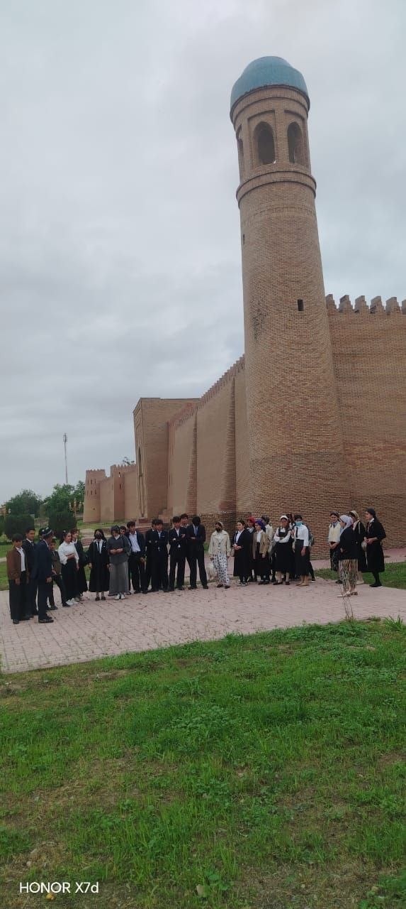 Бахшида ба Рӯзи байналмилалии ҳифз ва нигоҳдории ёдгориҳо ва  ҷойҳои таърихӣ (18 апрел) бо ташаббуси Агентии ҳифзи мероси таърихию фарҳангии назди Ҳукумати Ҷумҳурии Тоҷикистон дар Муассисаи давлатии “Мамнуъгоҳи таърихию фарҳангии Ҳулбук” рӯзи  дарҳои кушд гузаронида шуд.